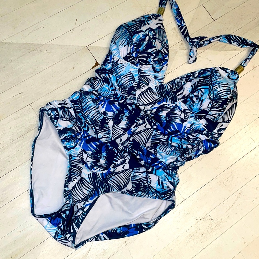 NWOT 1 piece
